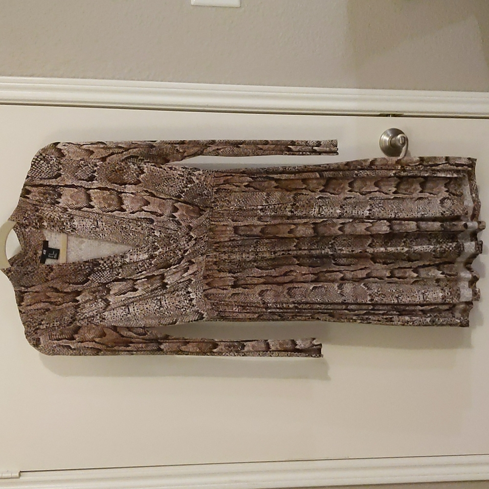 H&M Reptile Print Brown Tan Long sleeve Dress